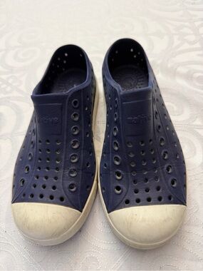 Native Preschooler Size 12 Slip-On Sneakers Sandals Shoes Navy White Toe Caps